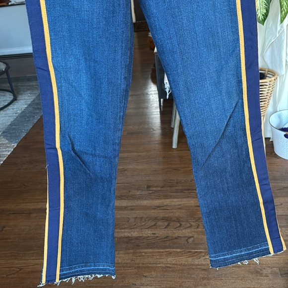 Veronica Beard Carolyn High Rise Baby Boot Jeans - Picture 2 of 10